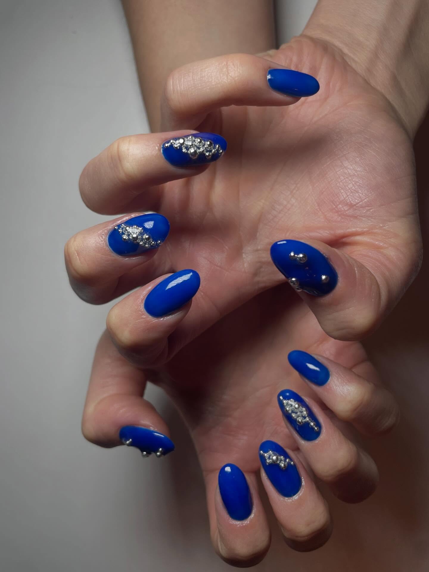 Level 1 basic design nails 4