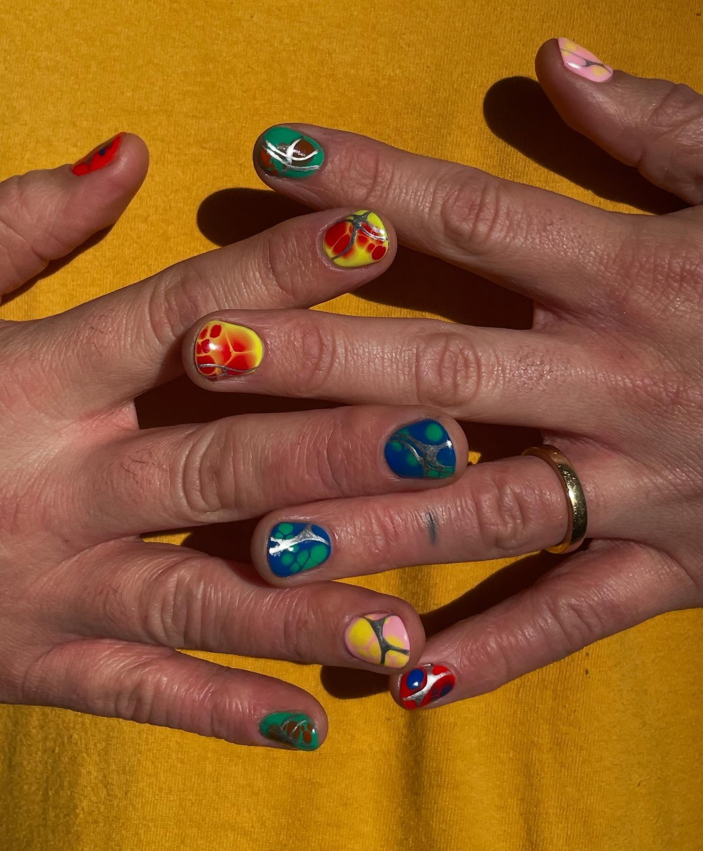 Level 2 medium design nails 16